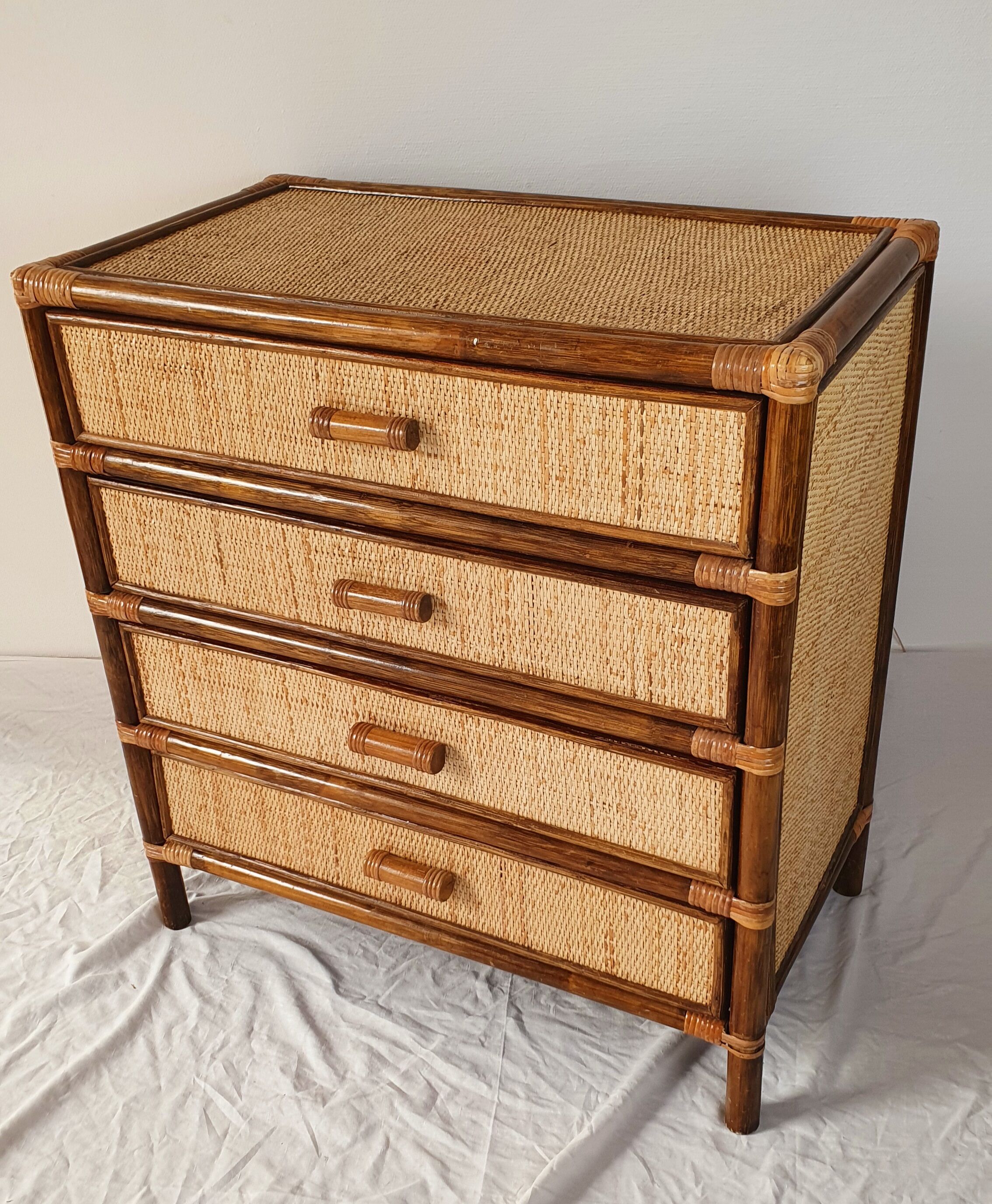 Rattan chest of drawers 4 drawers