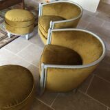 Ensemble de 2 fauteuils et 2 poufs assortis pur année 1930