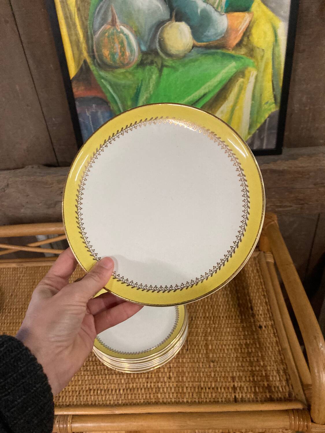 8 Biarritz yellow plates