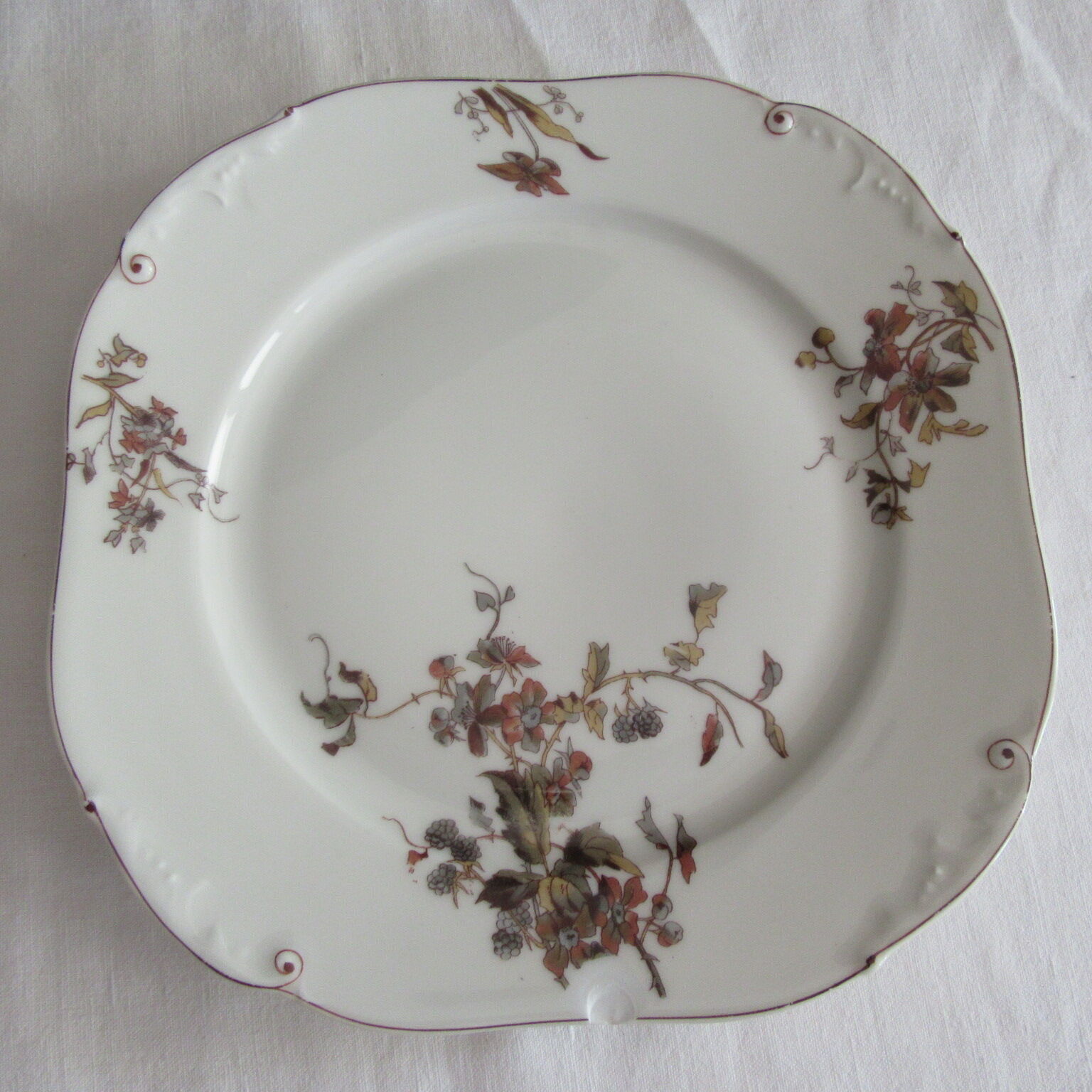 Limoges antique porcelain table service 45 pieces