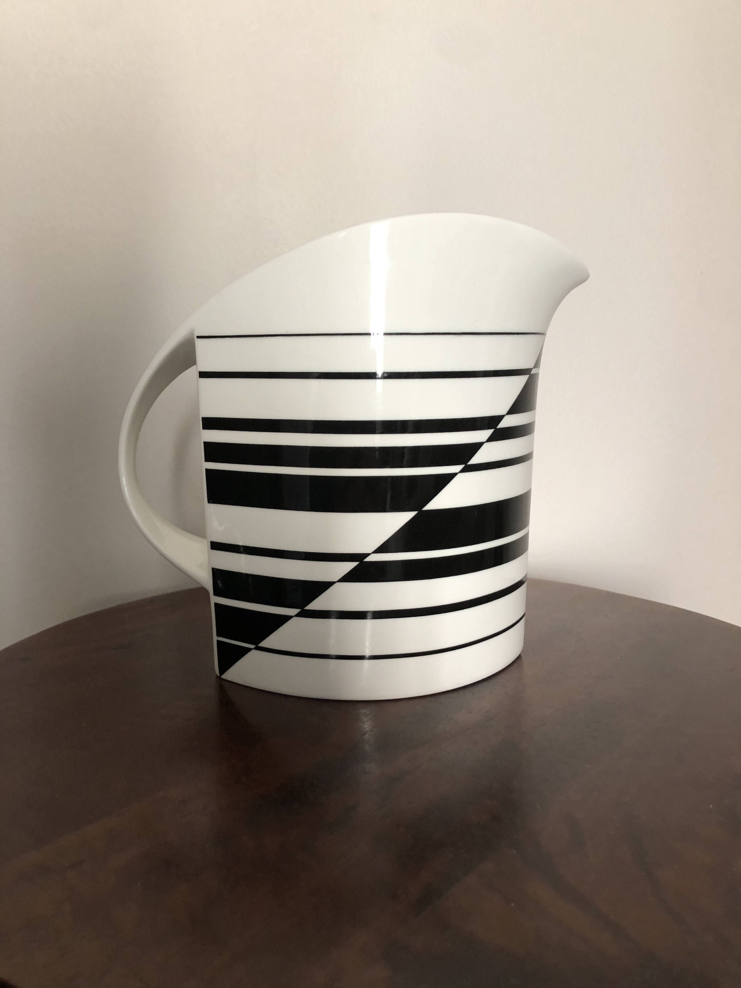 Villeroy & Boch vintage porcelain teapot