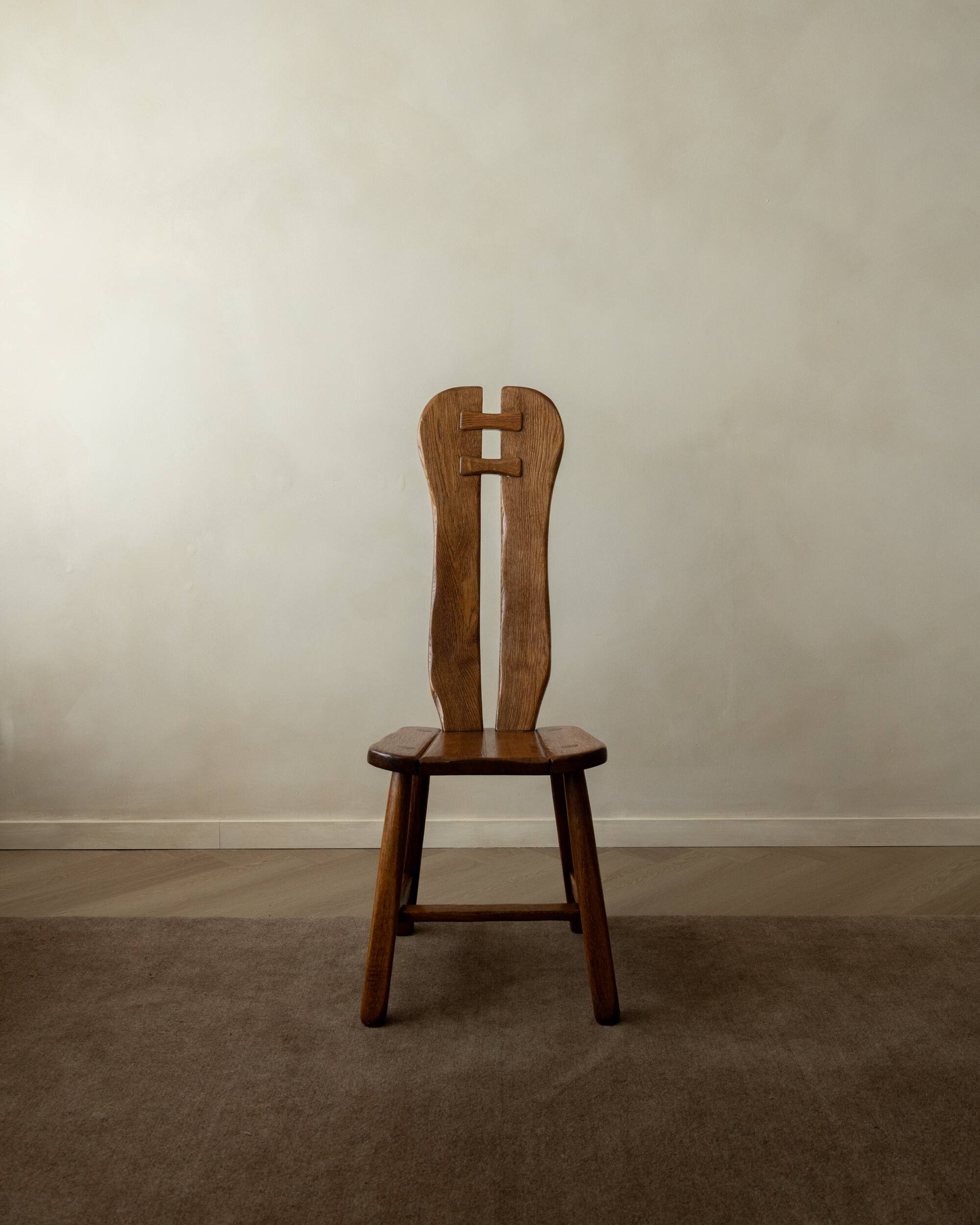Brutalist Oak Dining Chairs Sculptural Backs by De Puydt, 1960s, Set of 4