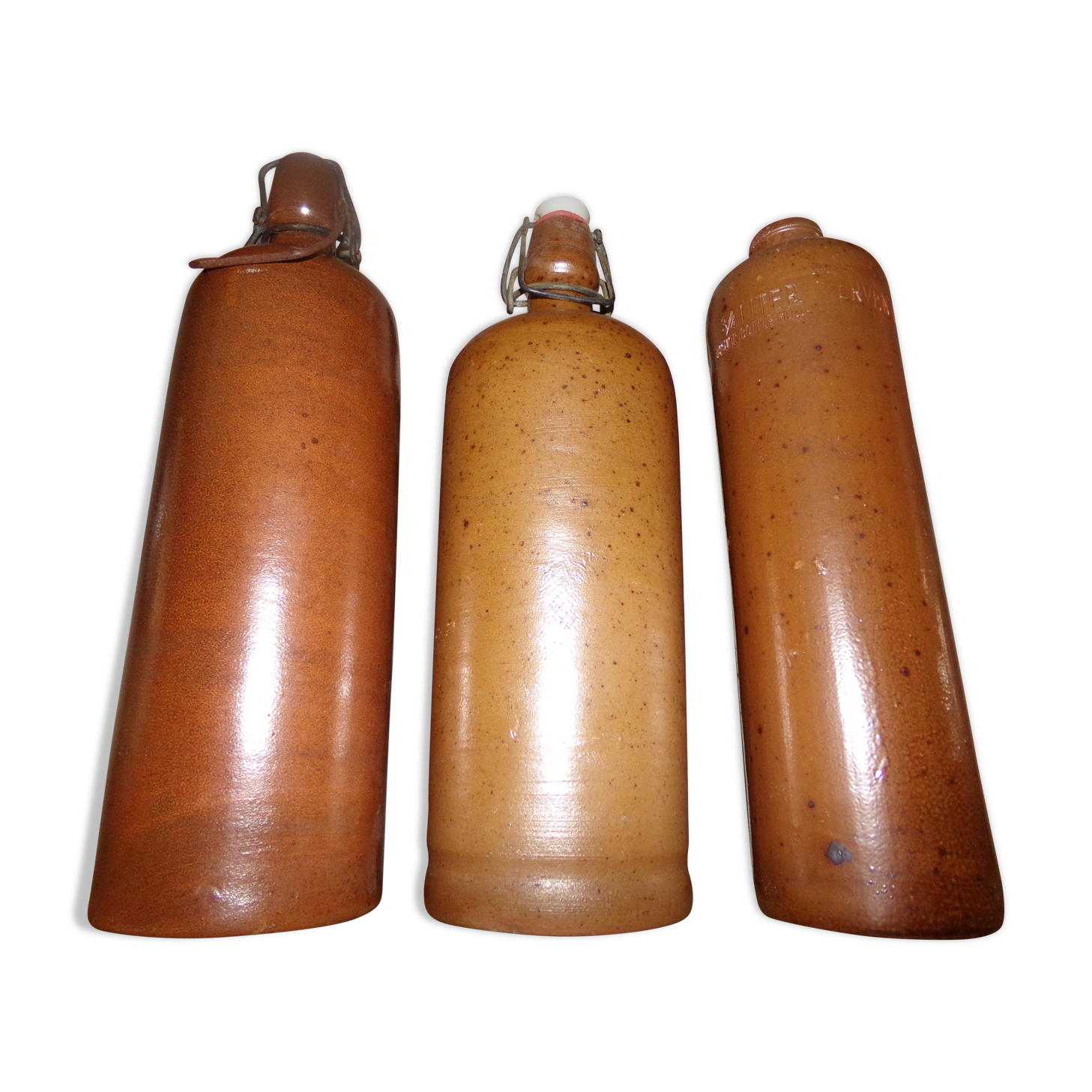 Set of 3 bottles in brown sandstone