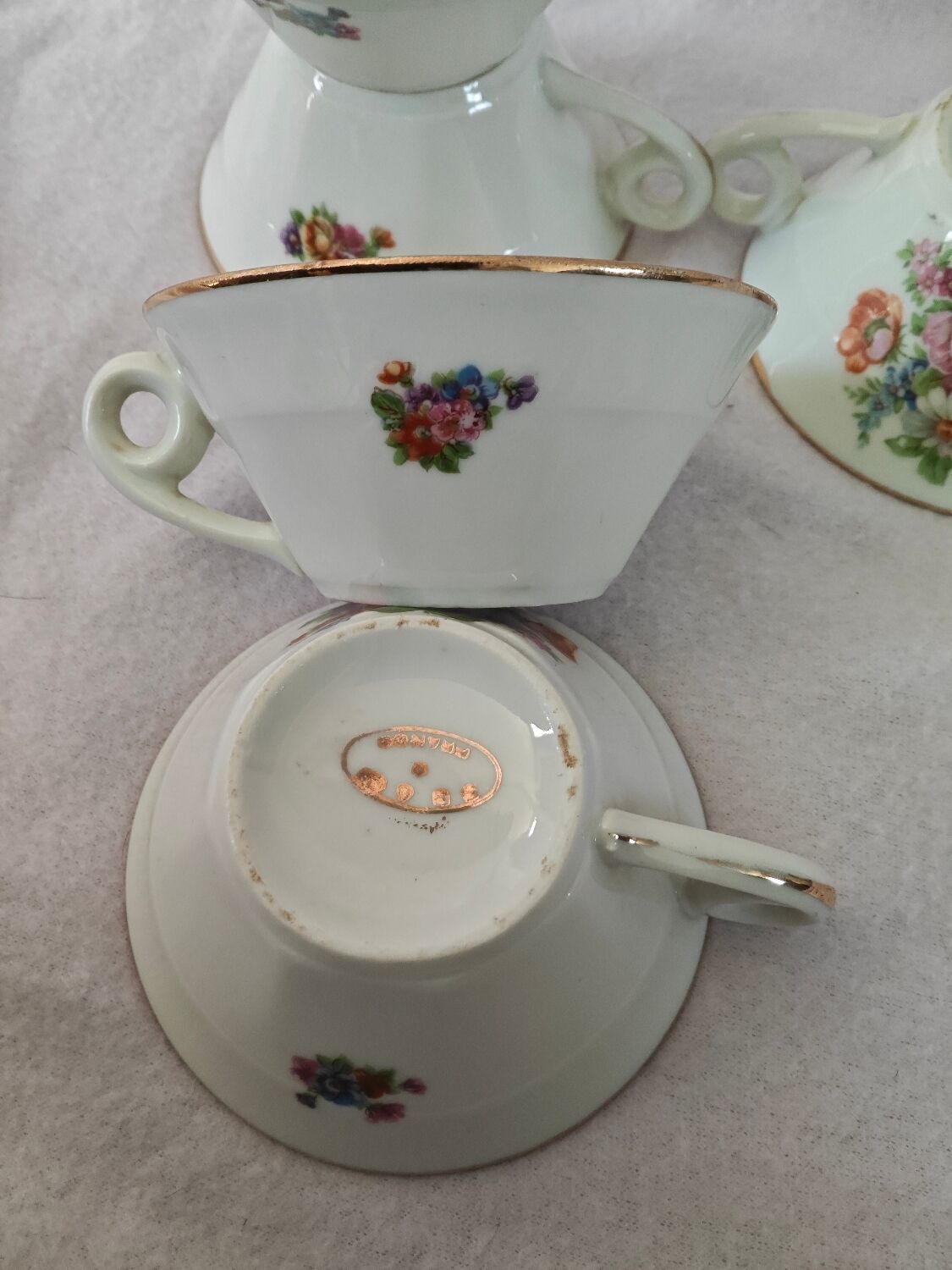 Tea cups