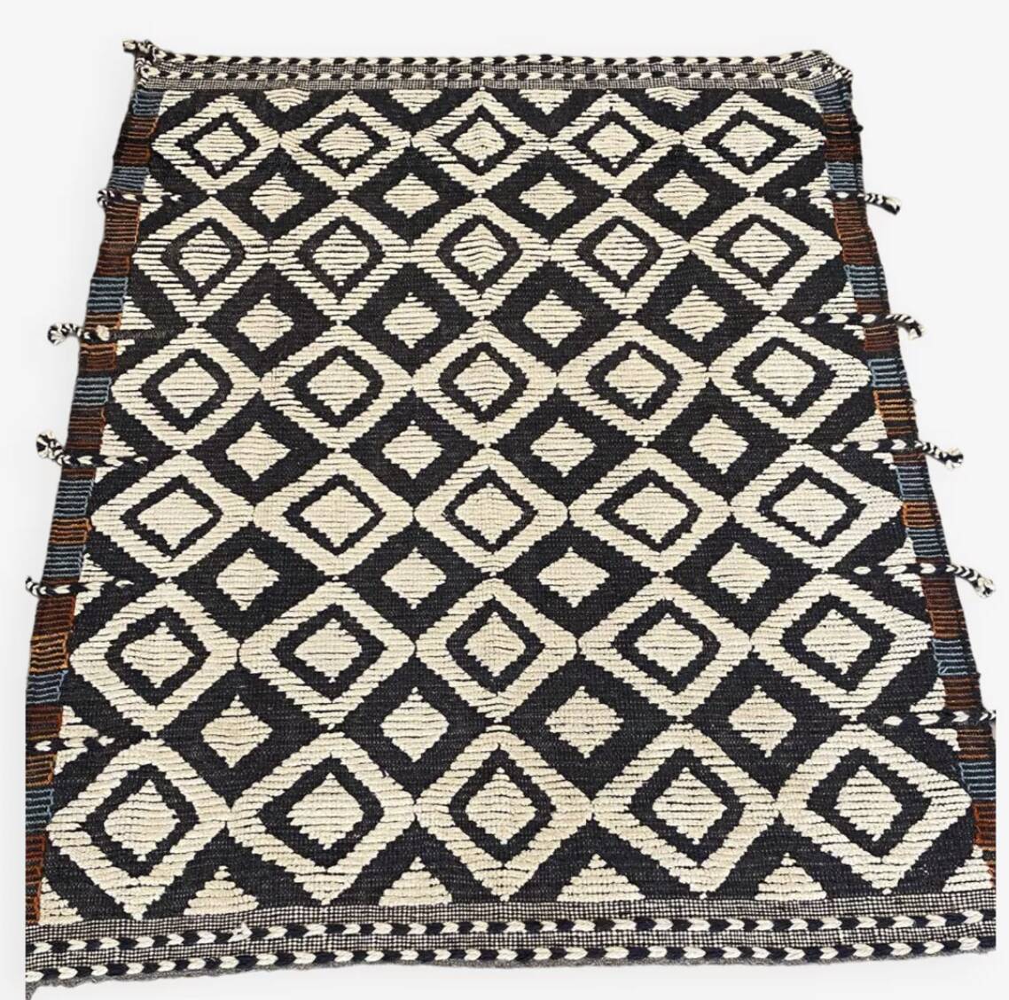 Contemporary rug