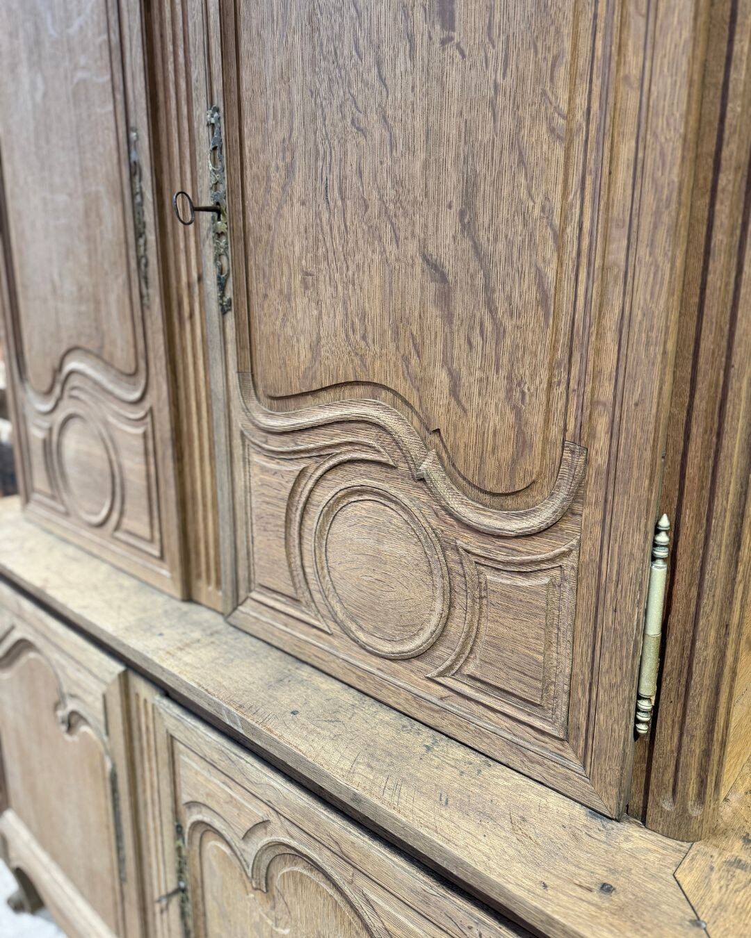 Antique sandblasted dresser