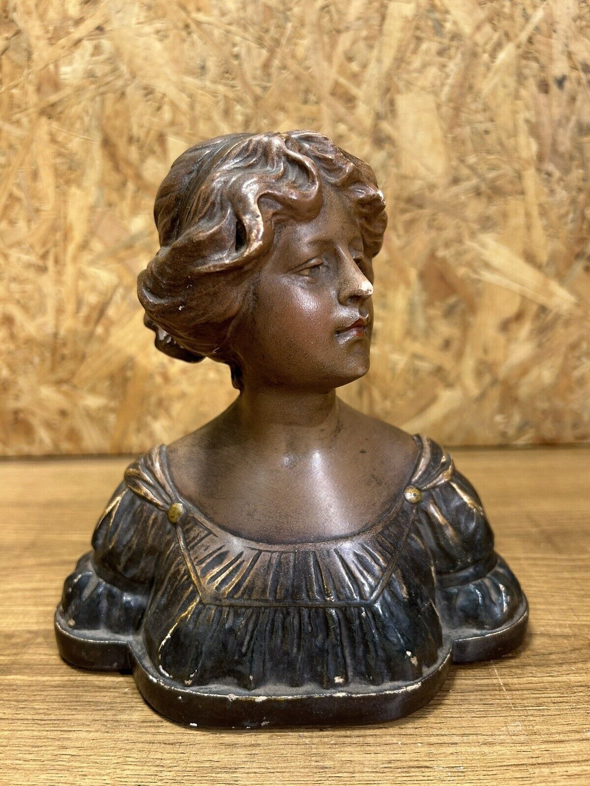 old plaster bust, young art deco woman, patina, signed Gustave Van Vaerenbergh