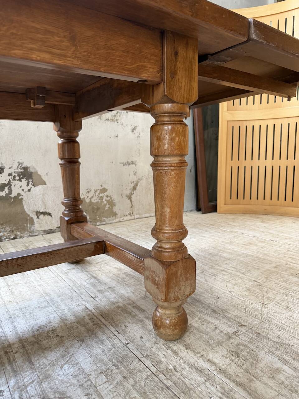 Table repas style drapière noyer 2m5/3m5 1900