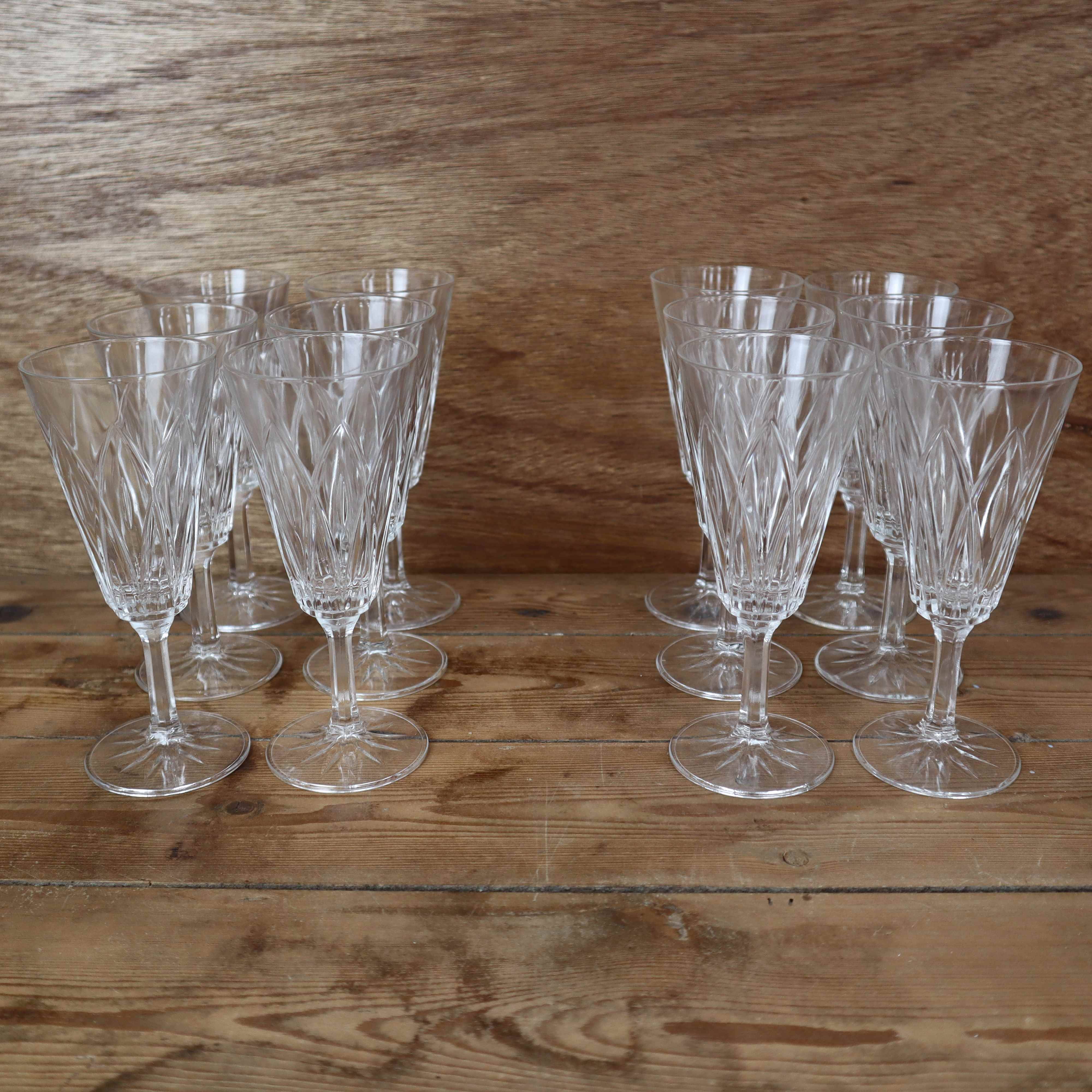 Set of 6 champagne flutes in Reims crystal glass 1950