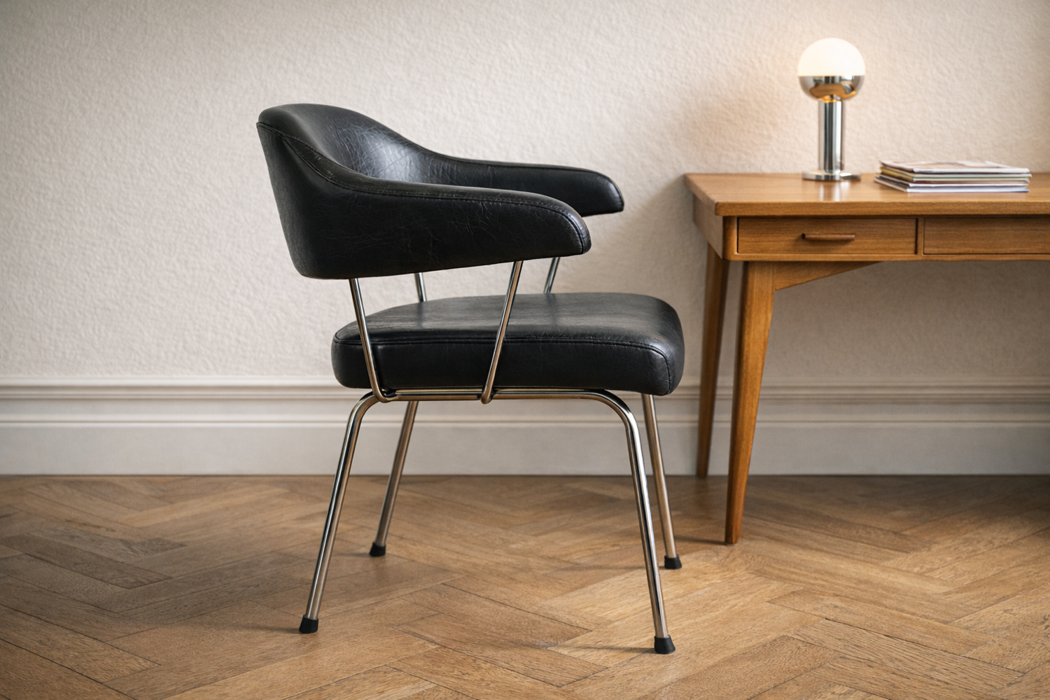 Space age office chair from the 70s