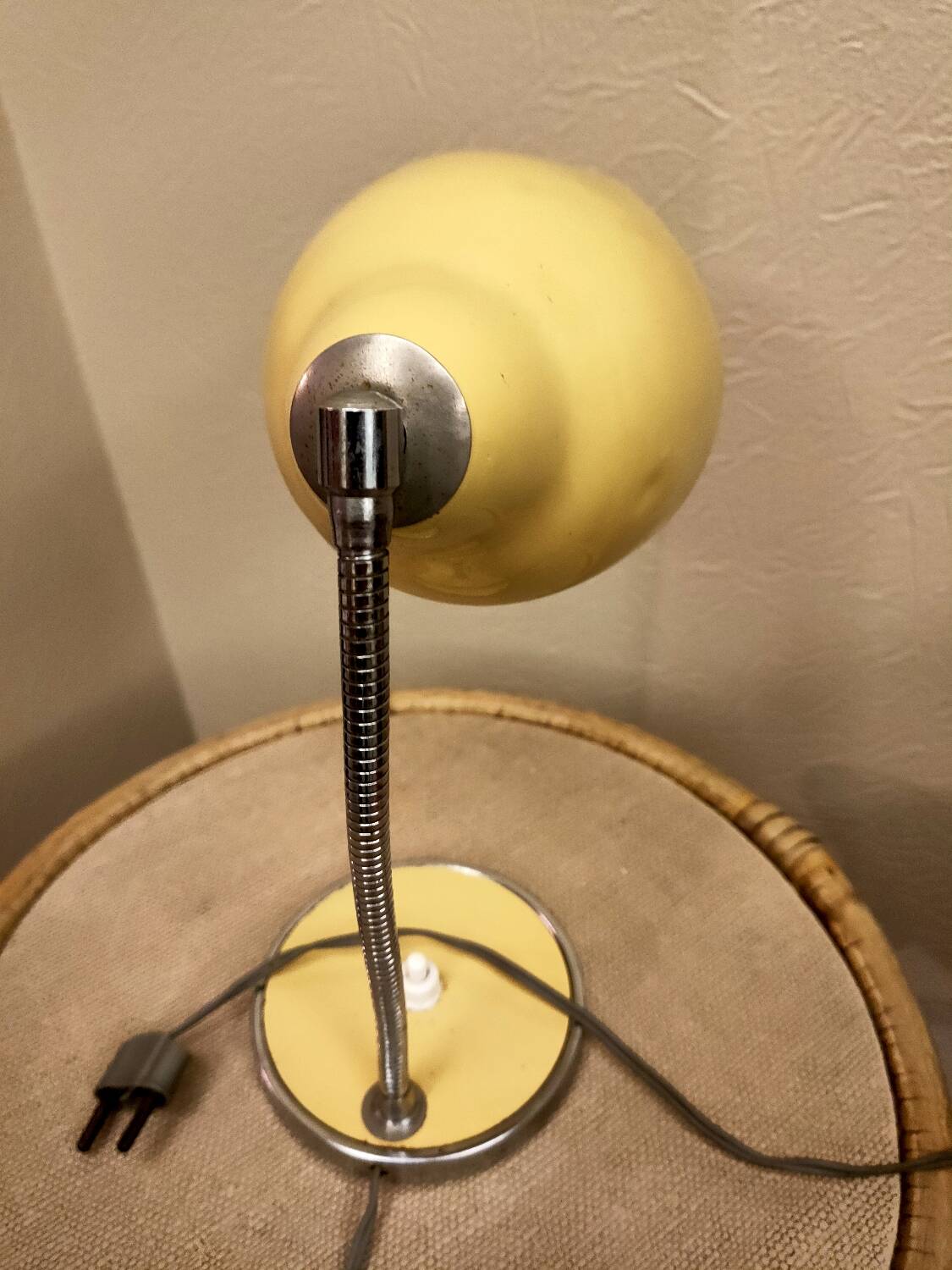Vintage flexible desk lamp