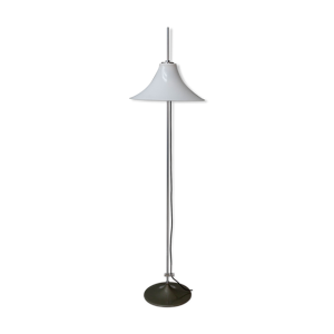 Height-Adjustable Floor