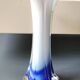 Vase design Fleur Arum. In blown art glass, Murano style. 21 cm.