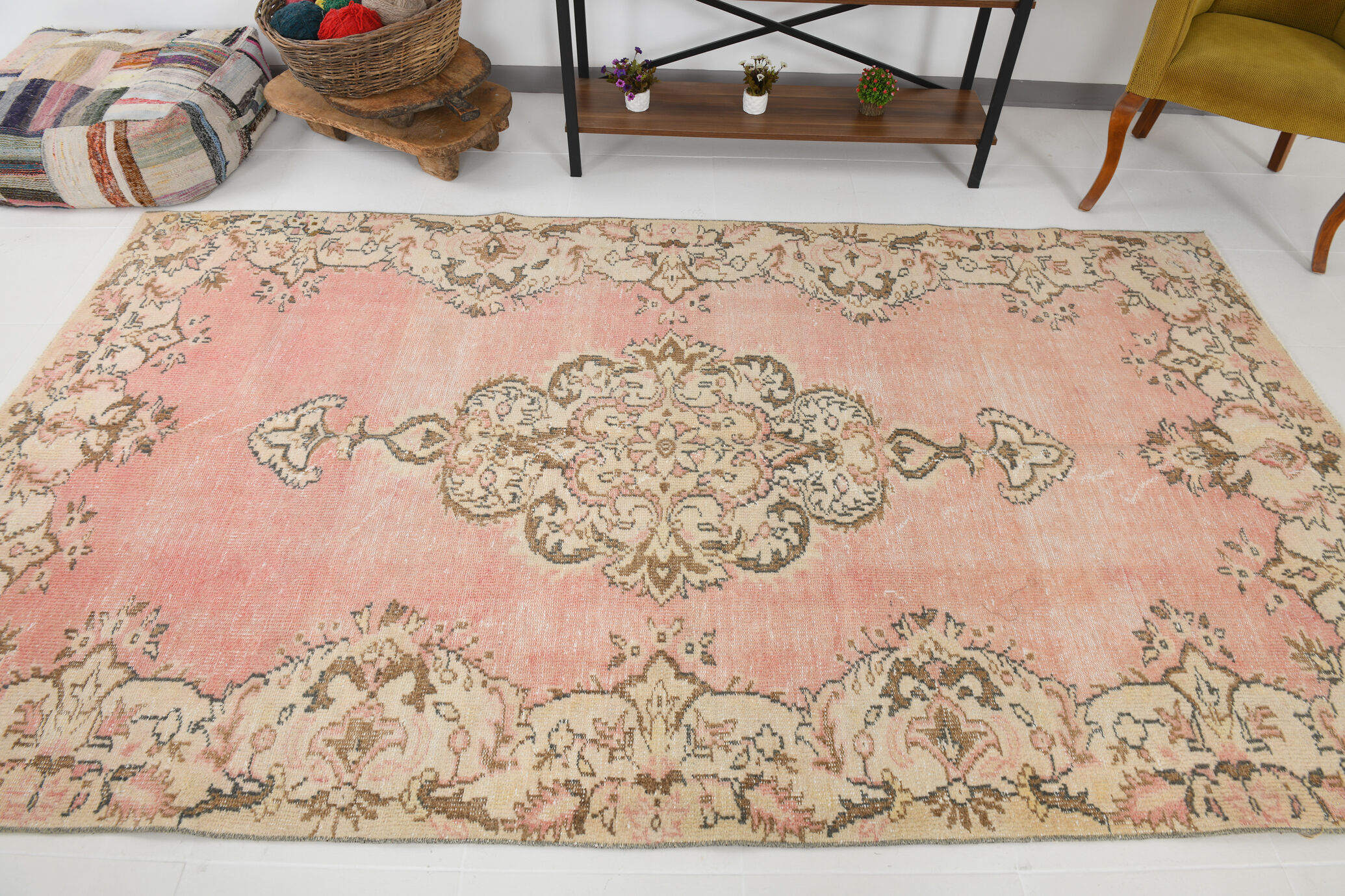 5x10 pink and beige classic turkish rug, 291x163cm