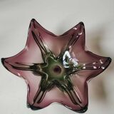 Grand Vide-poche Etoile de Mer/Création Joseph Michael Hospodka/ Verrerie Tchèque Chribska en verre d Art soufflé améthyste/Vert. Diam 24 cm