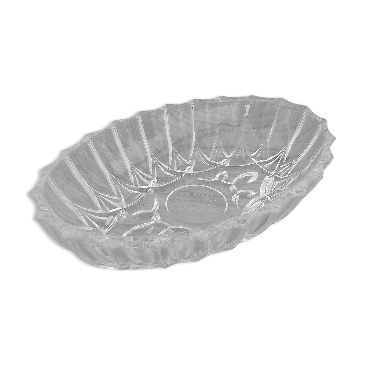 Servant aperitif Huilor Dulcine in vintage glass