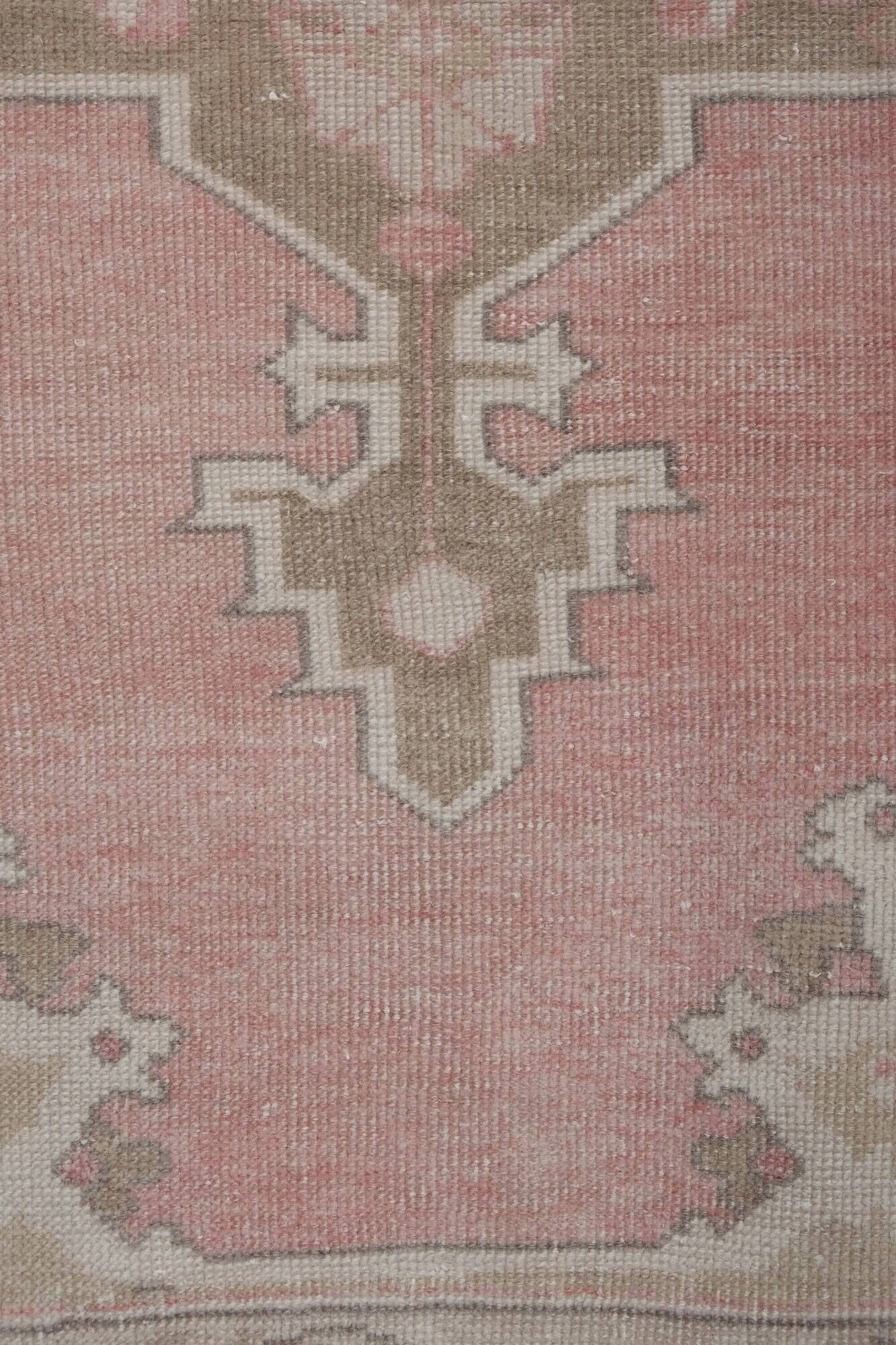 Vintage Turkish Oushak rug 138x246 cm