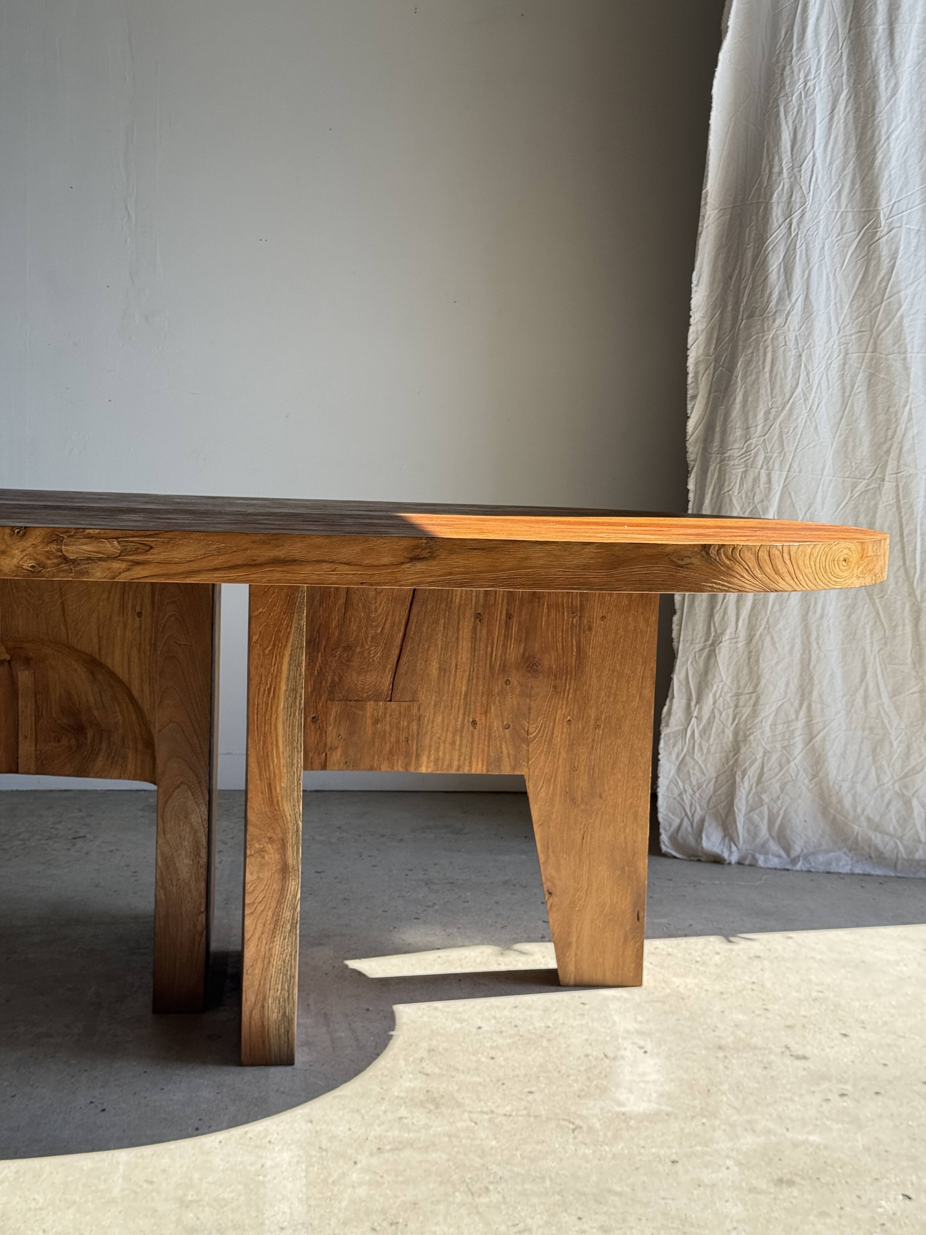 Immense solid teak table 2.10m x 1m
