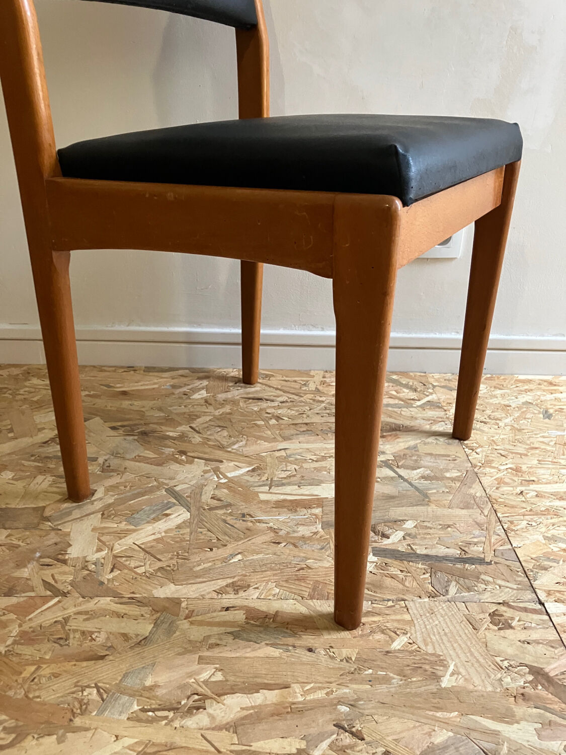 Set of 4 chairs