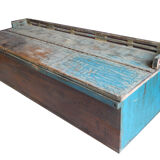 Glassed teak merchant furniture