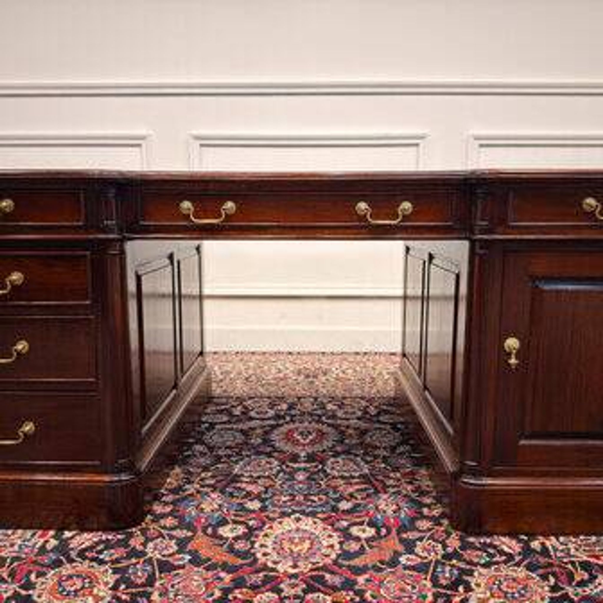 Bureau partenaire anglais classique en cuir vert