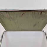 Table gigogne ou d'appoint chromée de style Bauhaus, conçue par Marcel Breuer pour Mucke Melder, années 1930