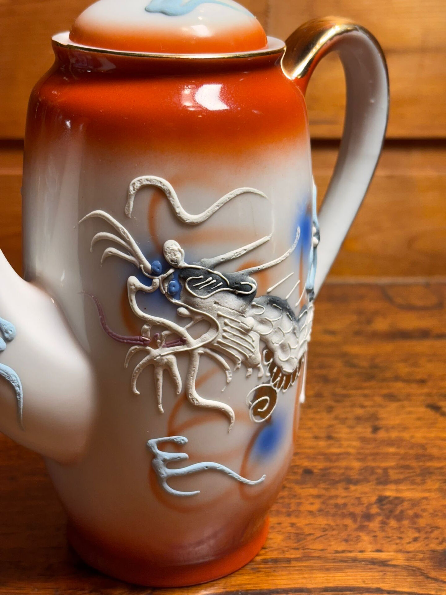Tokai China Nagoya Japan Teapot/Coffee pot ceramic dragon relief