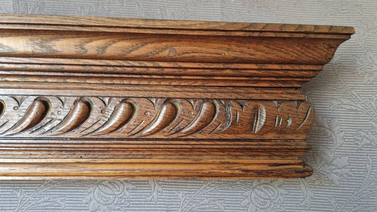 Boiserie fronton relief sculpted ornamentation 19th century