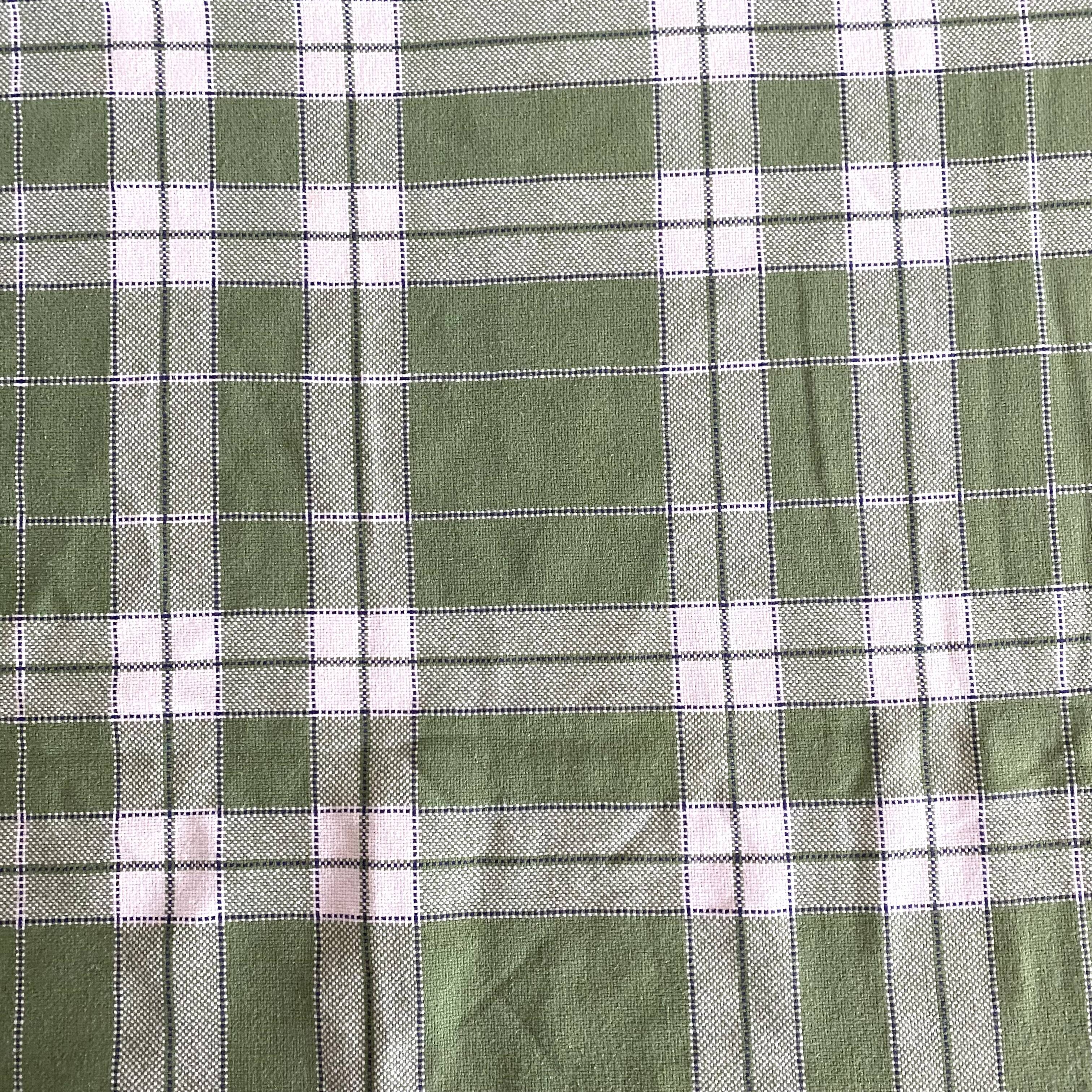 Rectangular checkered tablecloth 140X220
