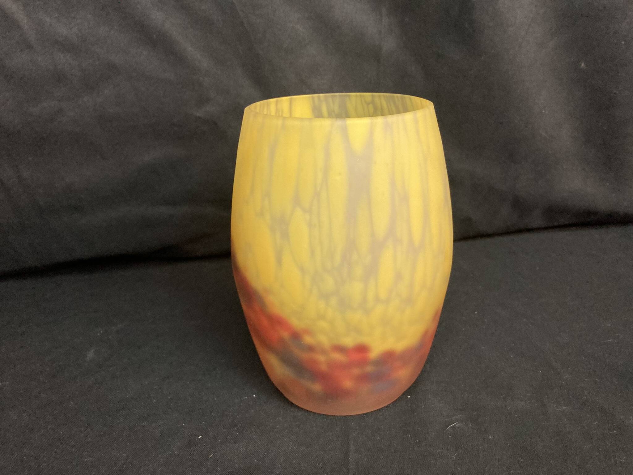 Art déco, vase en verre marmoréen muller frères vers 1930