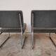 Paire de chauffeuses vintage chrome et tissus "pied de poule"