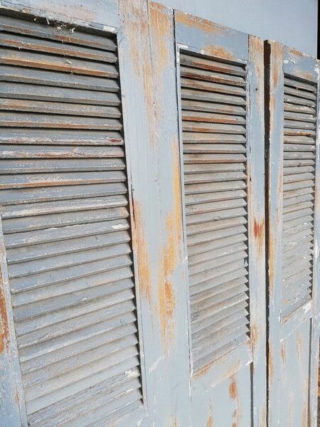 Lot 3 shutters door door carved painted patinated