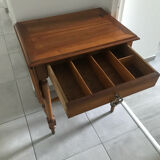 Entrance table