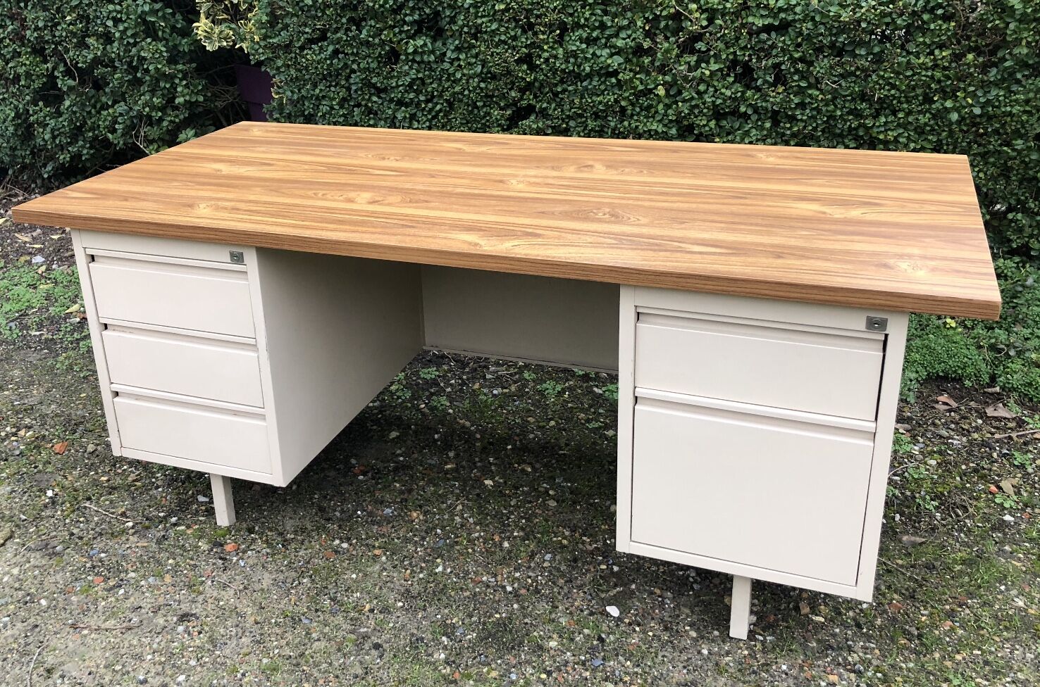 Industrial office of the 70s