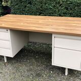 Industrial office of the 70s