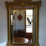 Miroir XIXème à parcloses, stuc doré - 131x83cm