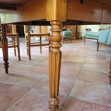 Large round Louis-Philippe period table in solid cherry wood