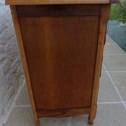 3-drawer solid natural wood chest of drawers with black handles - Completely restored