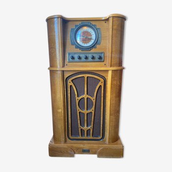Radio vintage spirit of Saint Louis