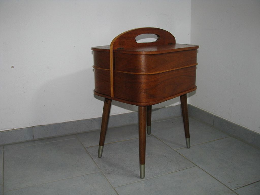 Mid century sewing box with / side table. asystent teak 1960/70s