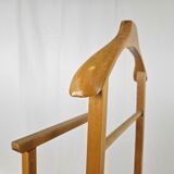 Light valet stand in beech