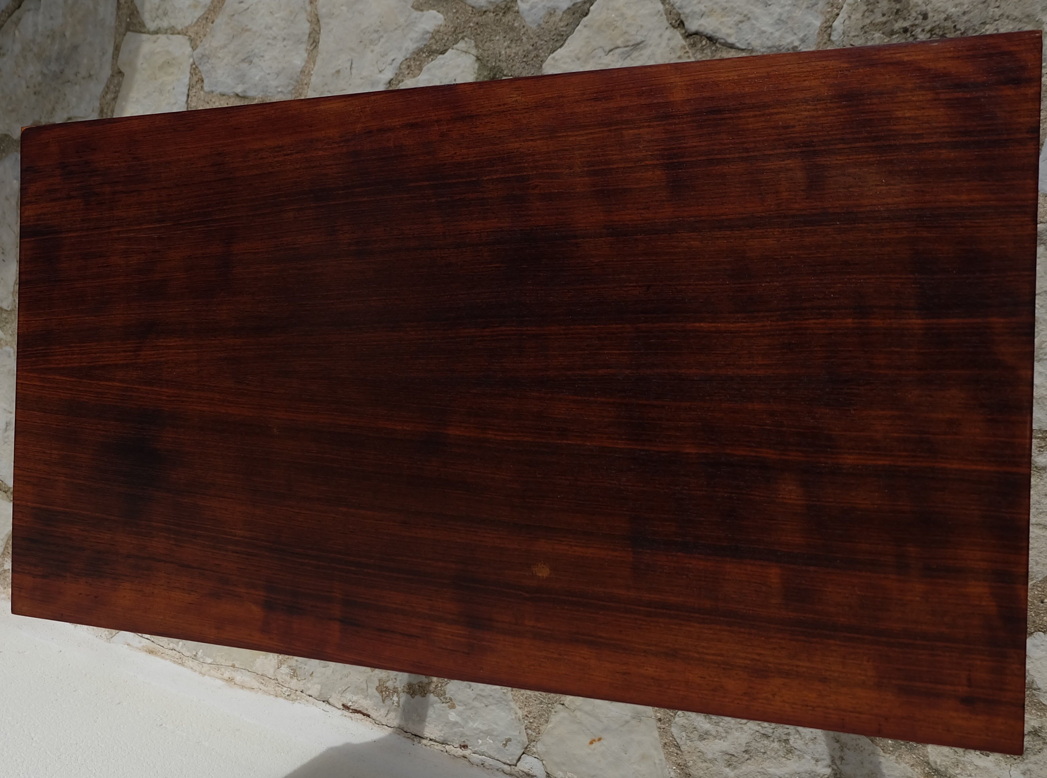 RIO ROSEWOOD TABLE