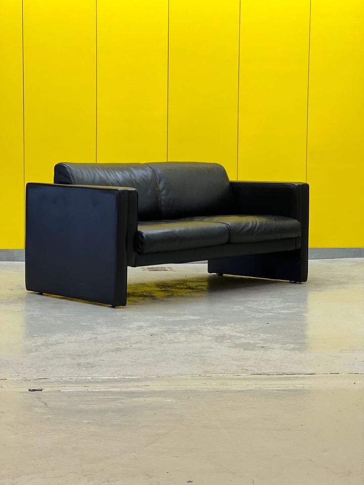Walter Knoll Studio Line Series black leather 2 seater sofa designed by Jürgen Lange