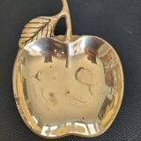 Empty brass pocket - apple