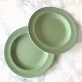 Pair of green almond Wedgwood earthenware cups