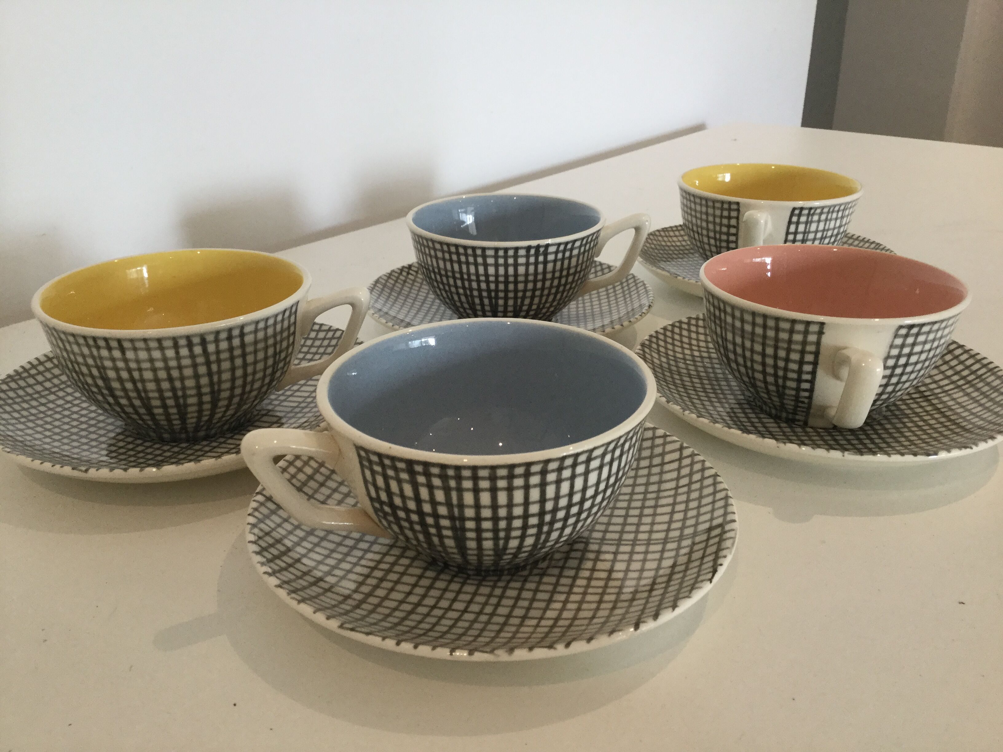 Beatrice Villeroy and Boch model cups and cups