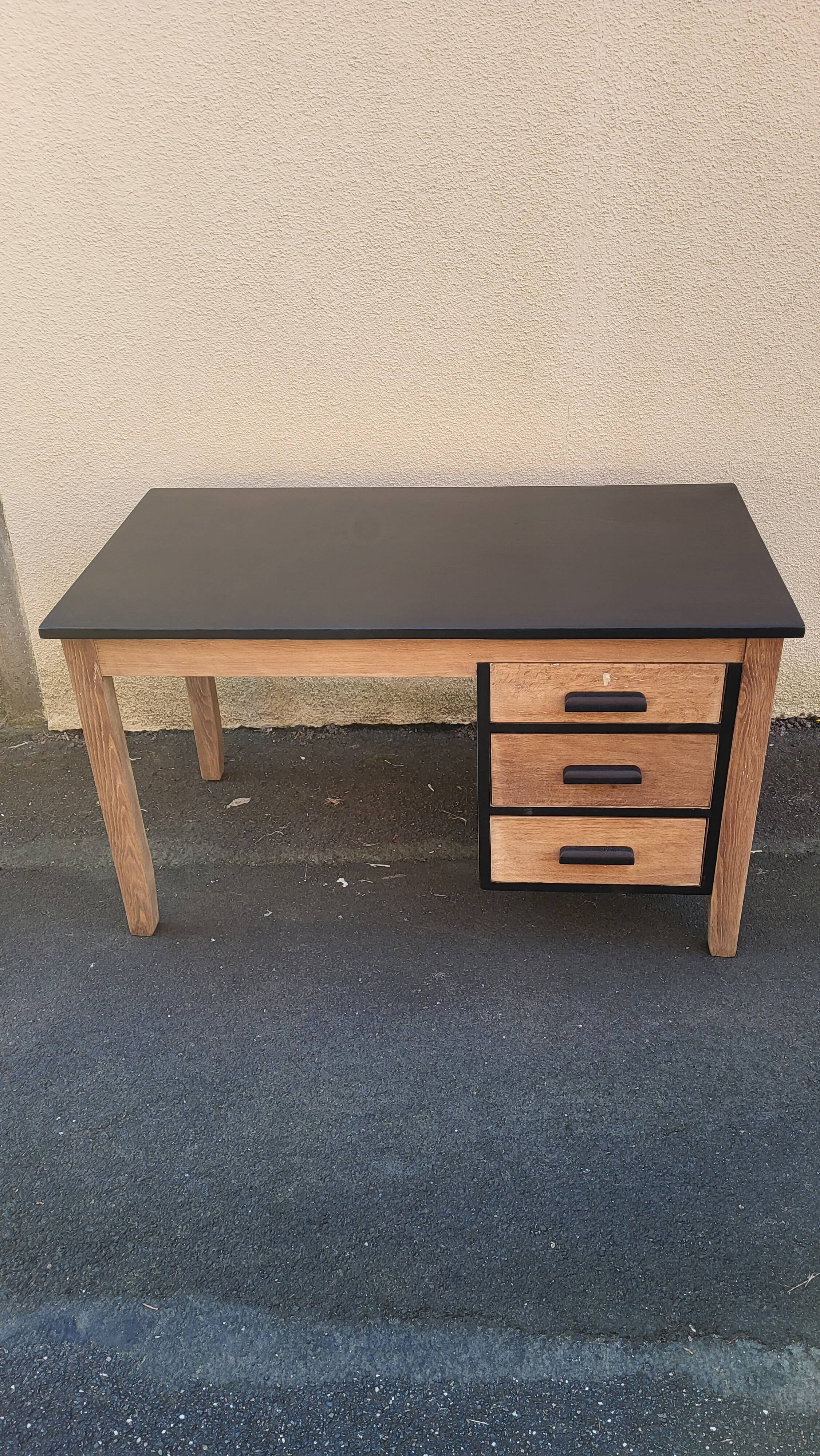 beautiful desk 1940/60 in revamped wood