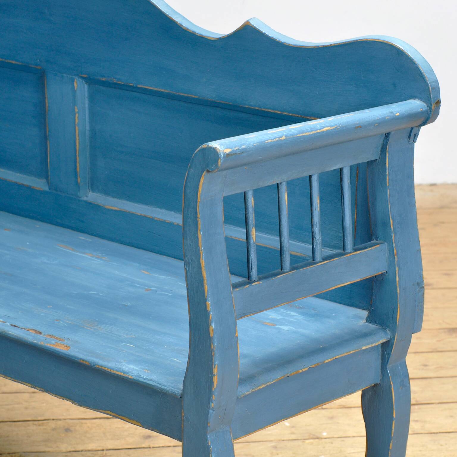 Antique pine bench, 1920s
