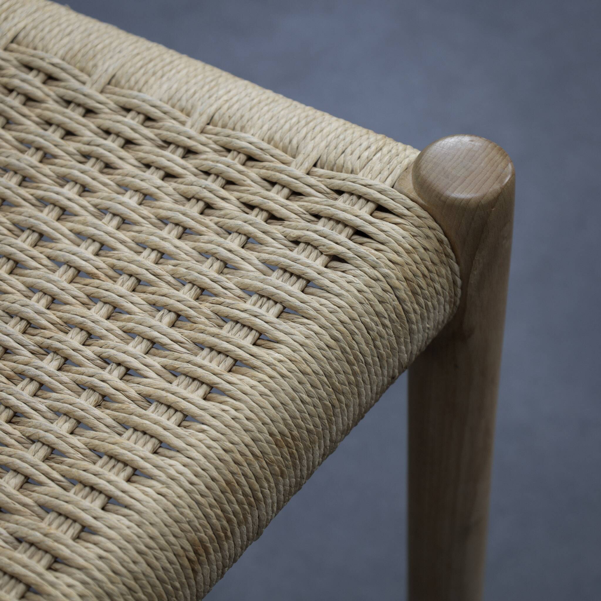 Ensemble de 6 chaises de salle à manger modèle 84 par Niels Otto Møller, années 1970.