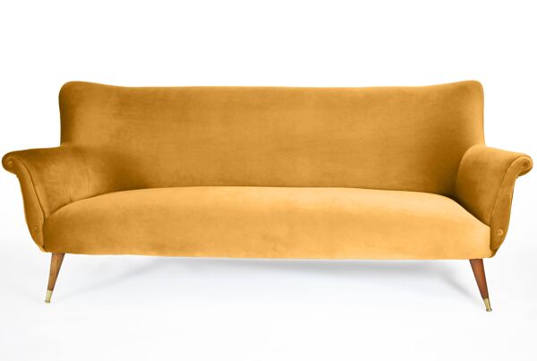 Canapé trois places en velours allemand, années 60, moutarde, restauré